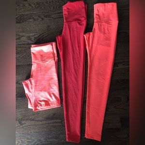 Old navy activewear leggings.